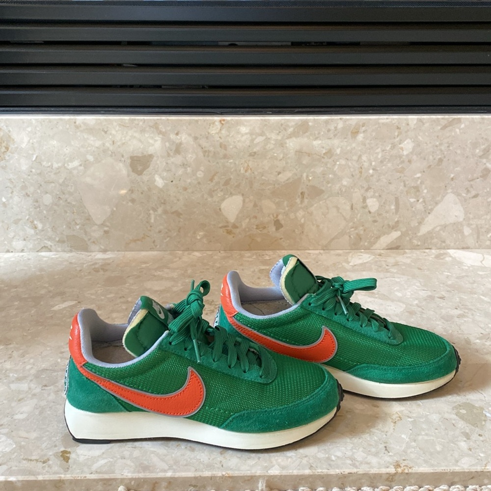 Nike Air Tailwind 79 Stranger Things Hawkin High School sneakers - Picture 2 of 7
